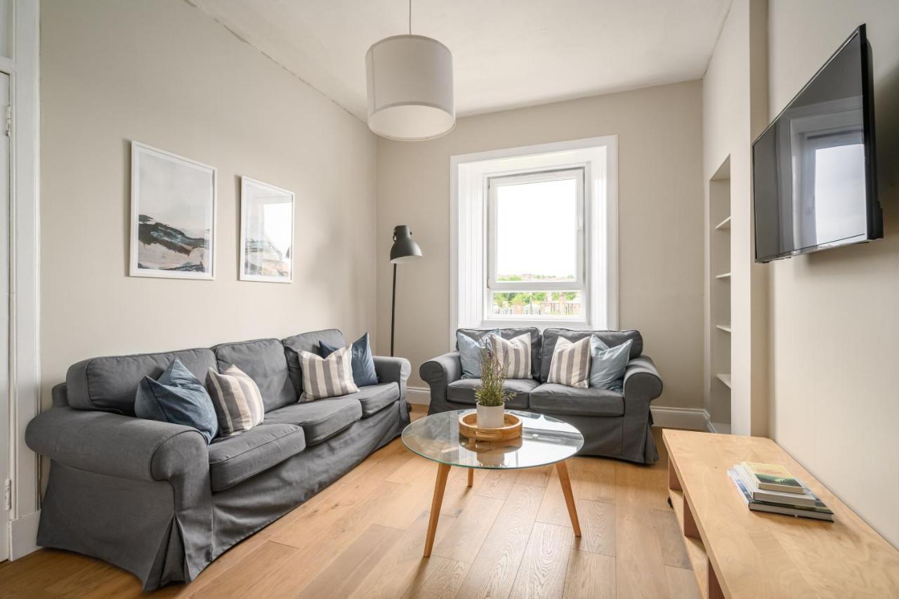 2Br New Town Castle View Apartment Edinburgh Eksteriør billede